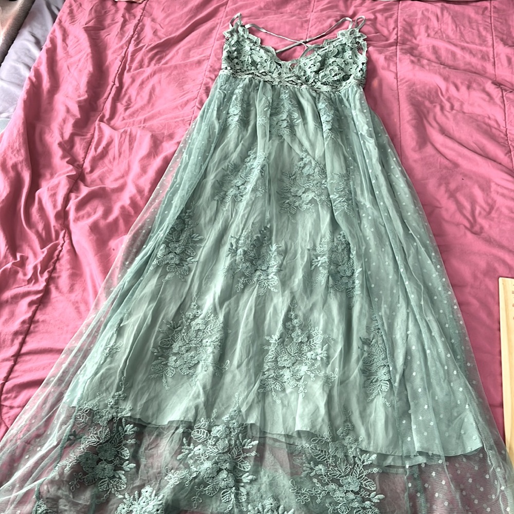 Summer long lace lined dress